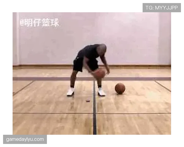 篮球规则：连续动作判定的核心原则与解读